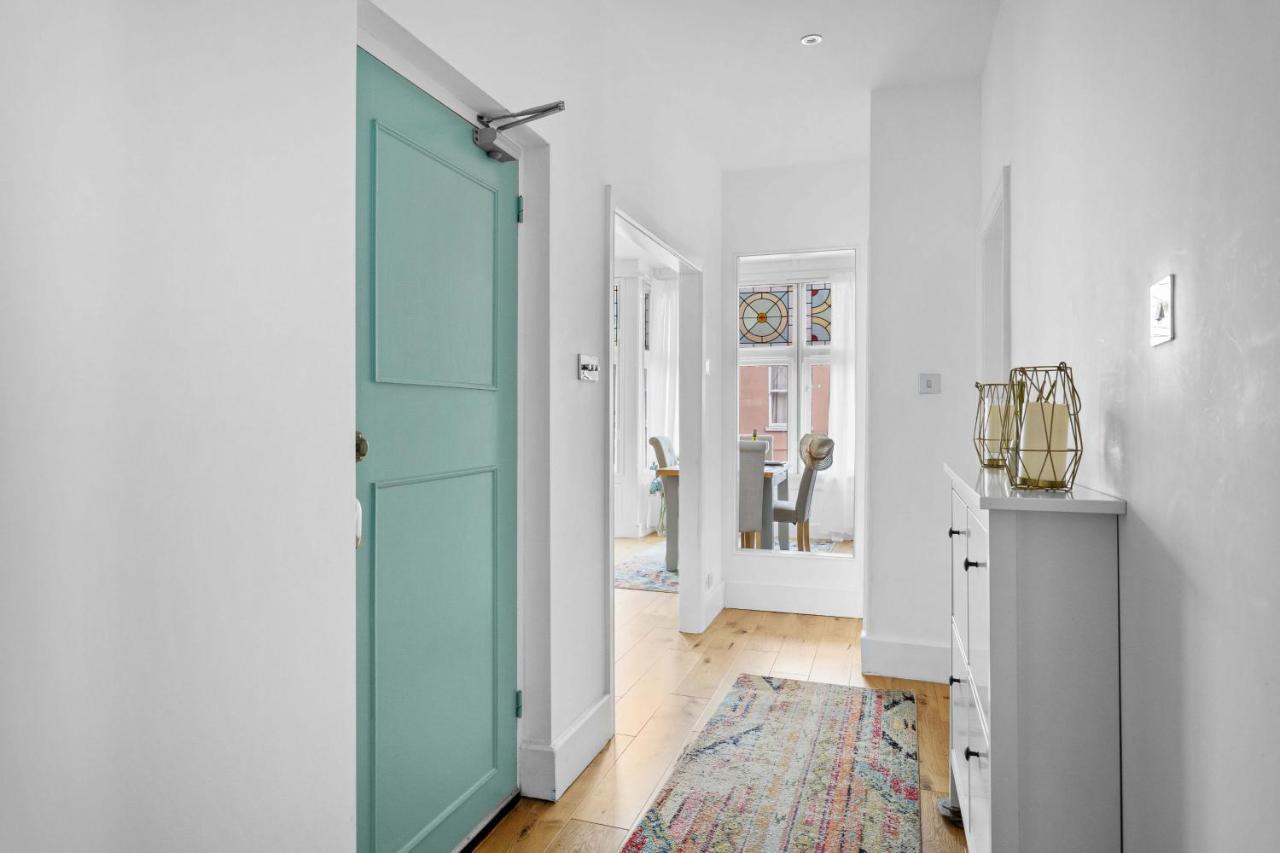 Flat 2 Fairfax Place - Modern Stylish Flat With Plenty Of Charm In Central Dartmouth Bagian luar foto